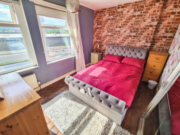 Oakley Road, Corby