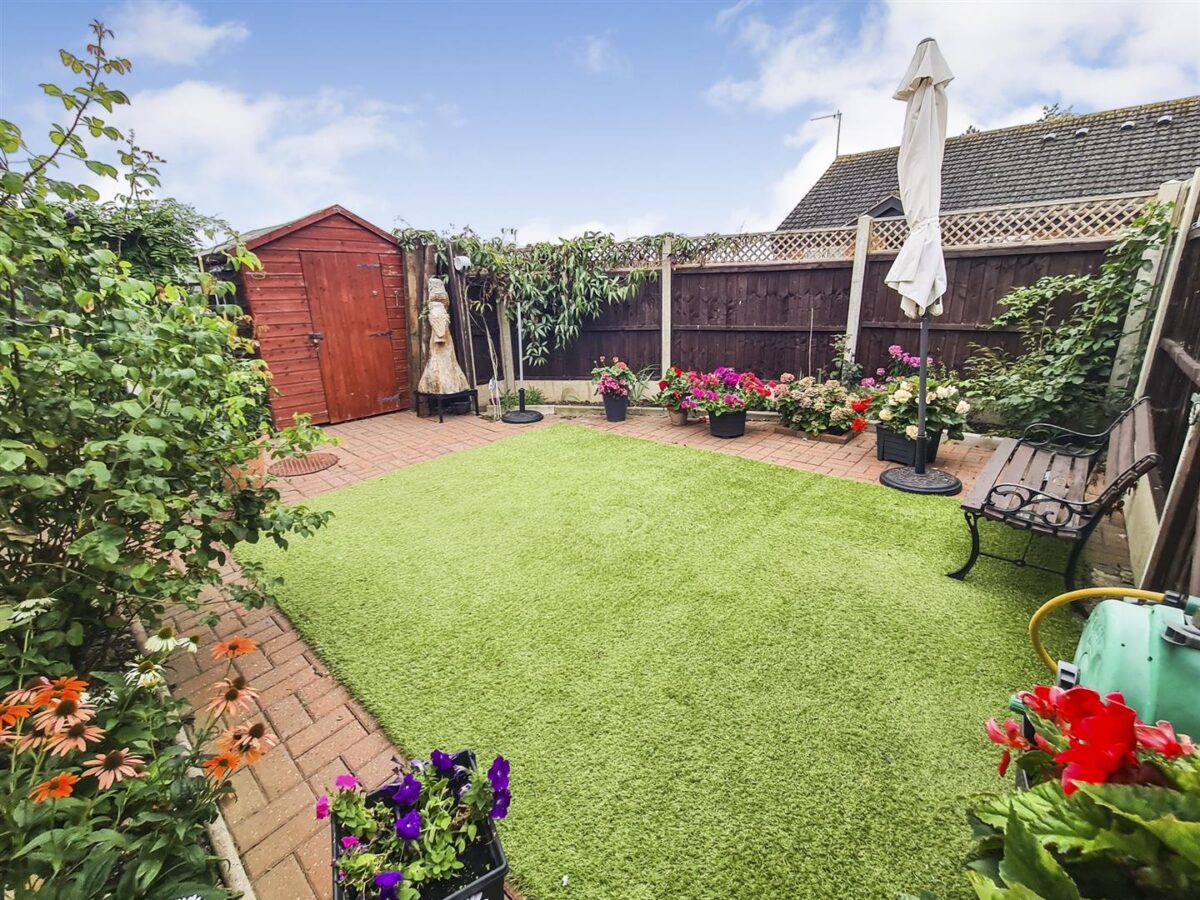 Driffield Grove, Corby