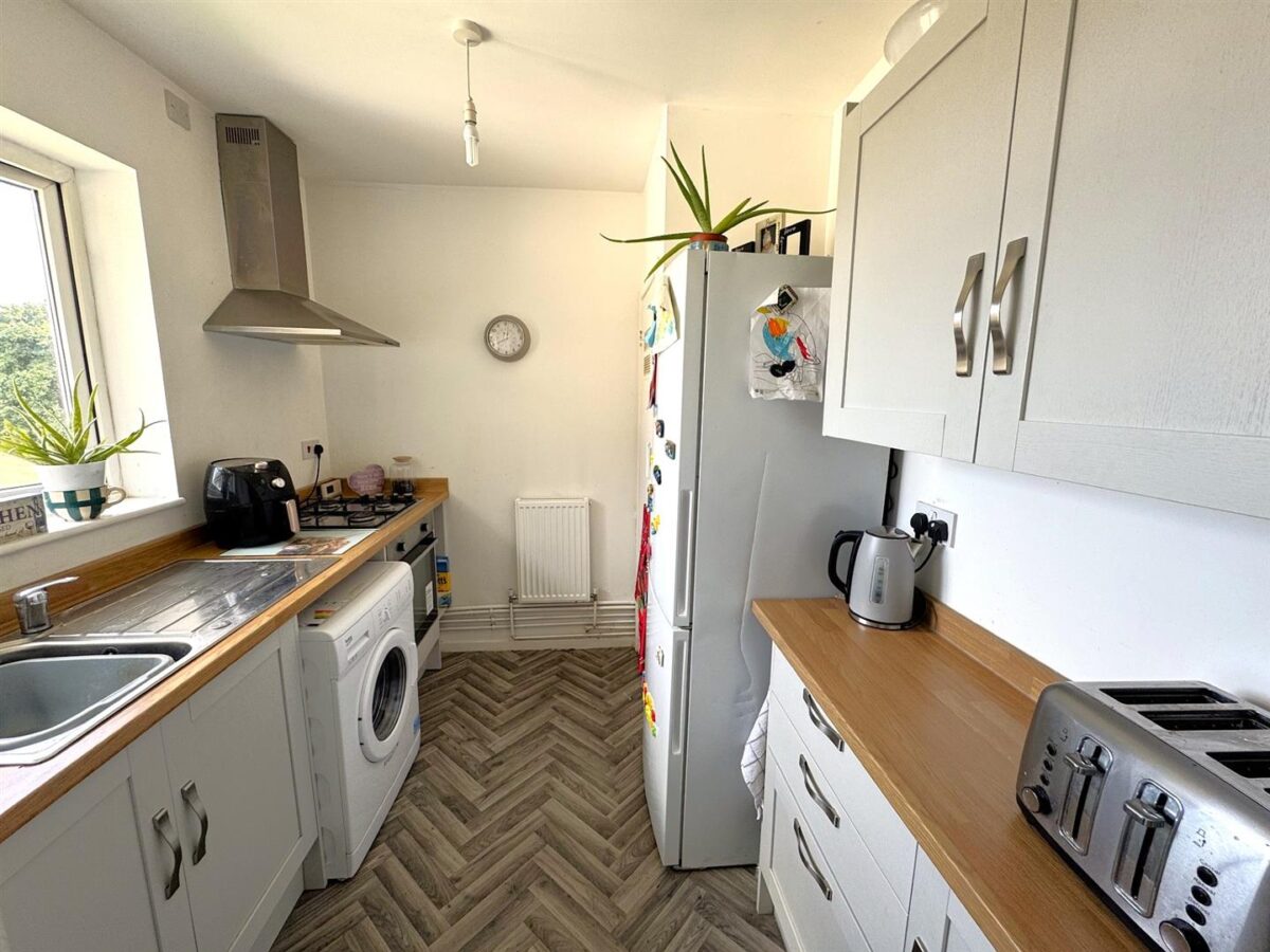 Rowlett Road, Corby