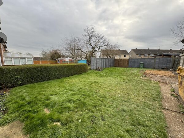 Beanfield Avenue, Corby