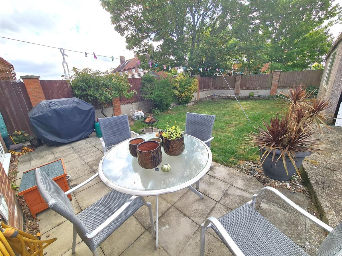 Sarrington Road, Corby