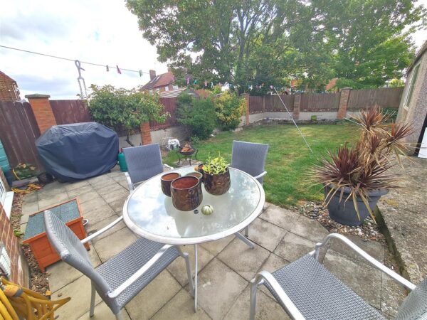 Sarrington Road, Corby
