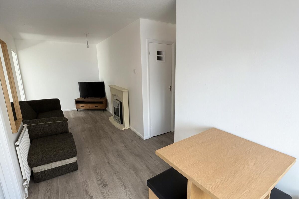 Viking Way, Corby