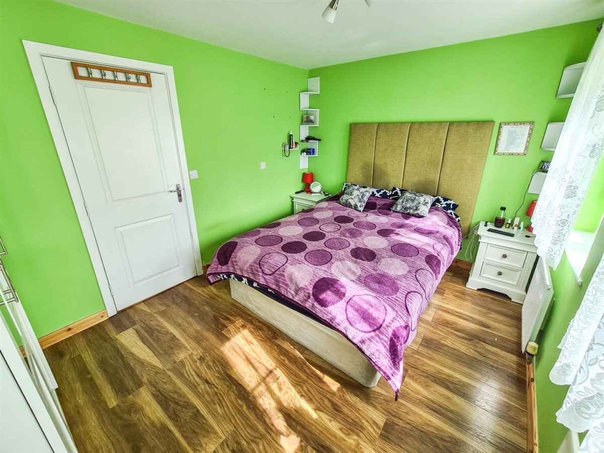 Butland Road, Corby