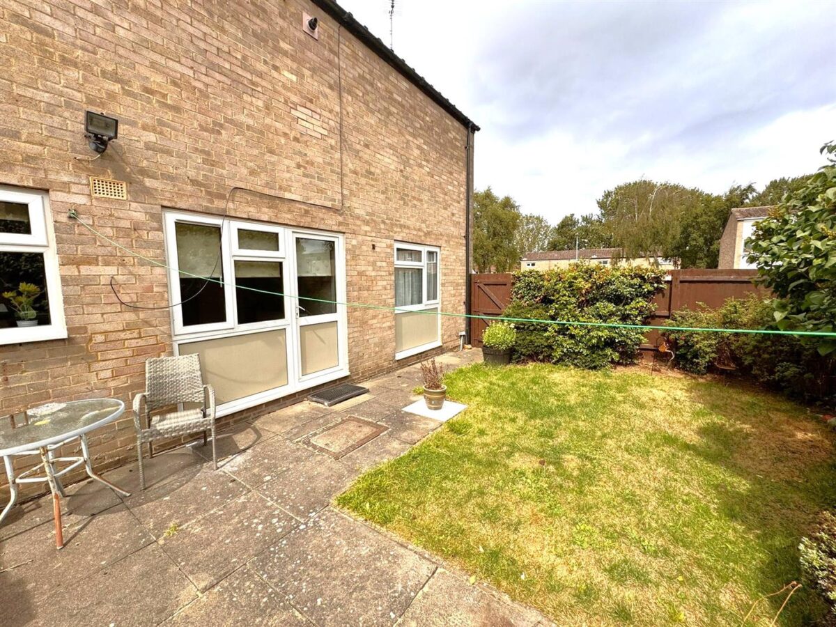 Saxilby Close, Corby