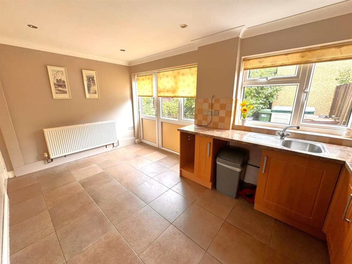 Saxilby Close, Corby