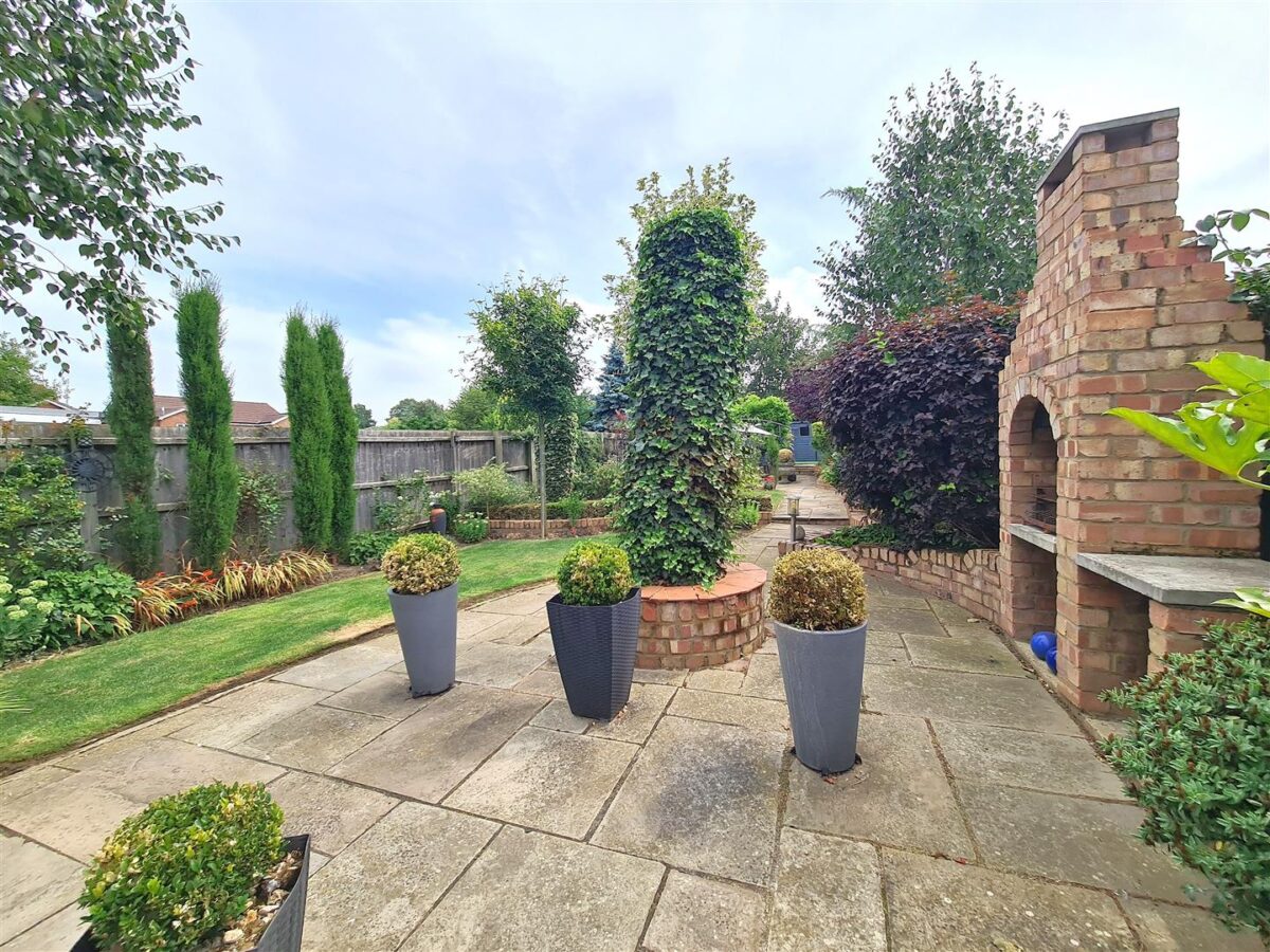 Stockwood Drive, Corby