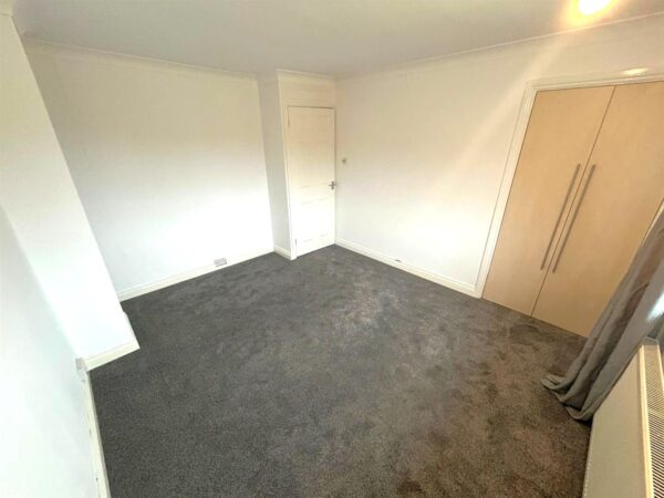 Beanfield Avenue, Corby