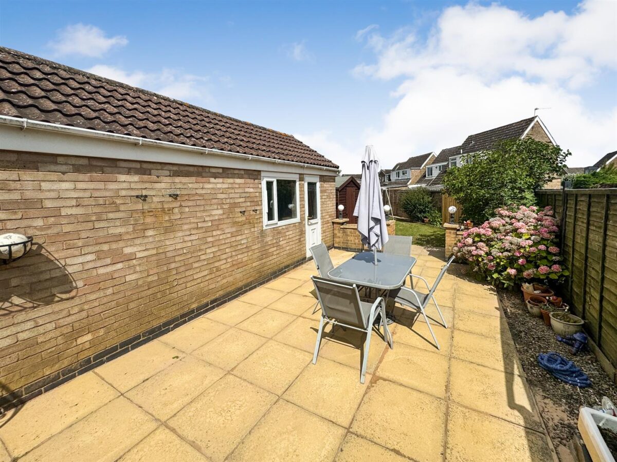 Oldenburg Road, Corby