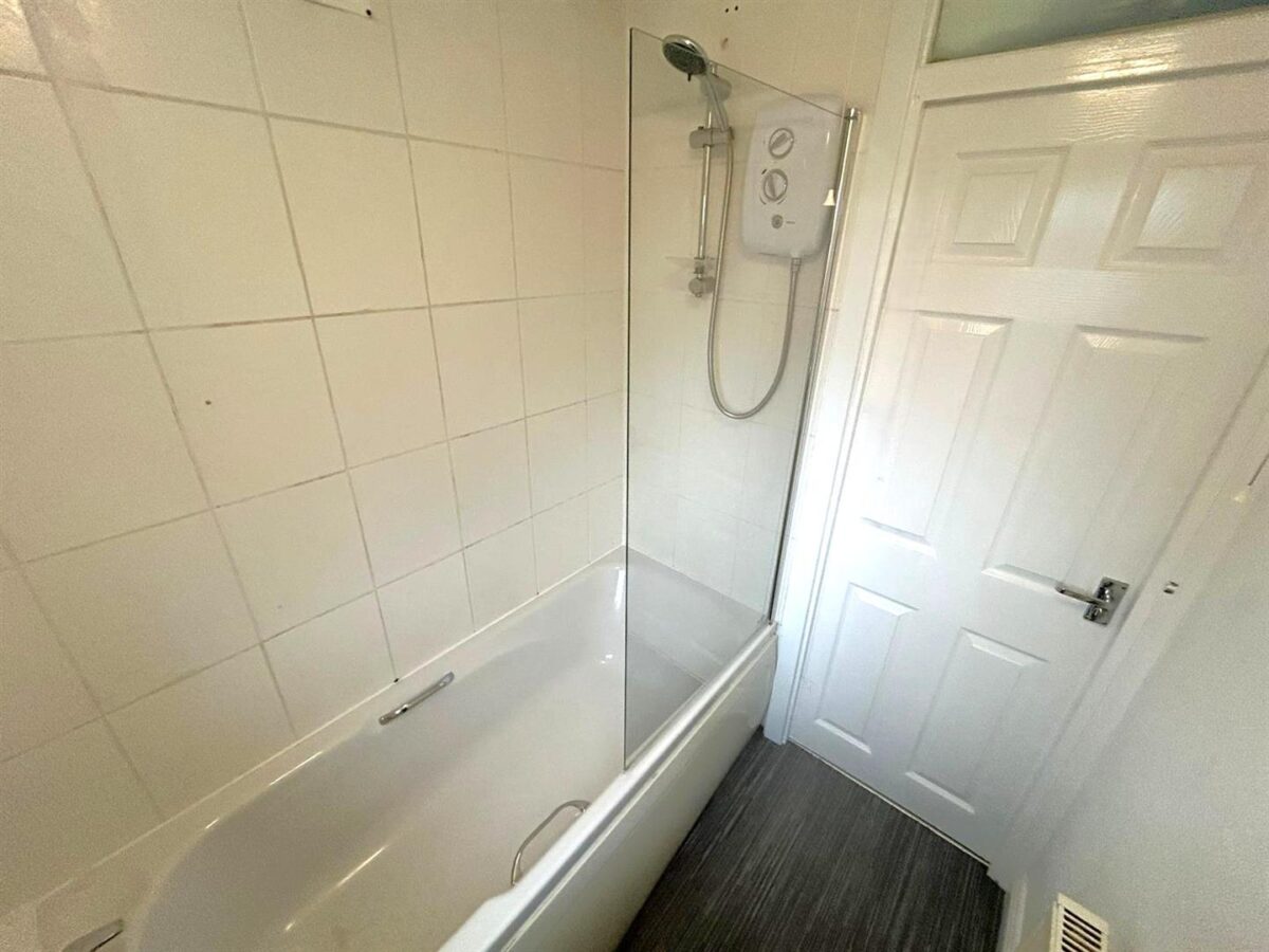 Beanfield Avenue, Corby