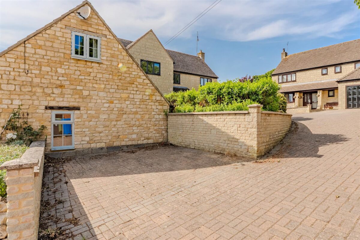 Harpers Close, Great Oakley, Corby