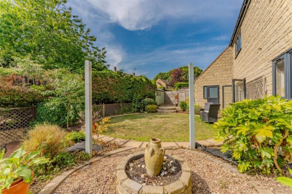 Harpers Close, Great Oakley, Corby