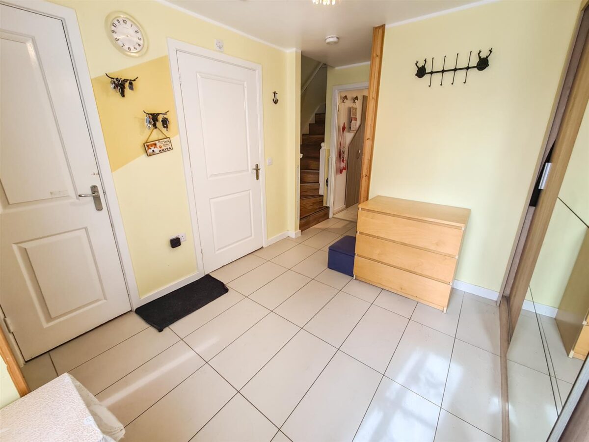 Butland Road, Corby