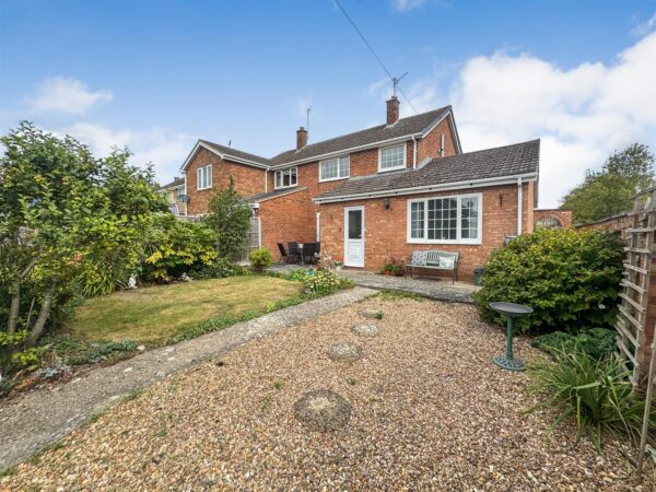 Howard Avenue, Corby