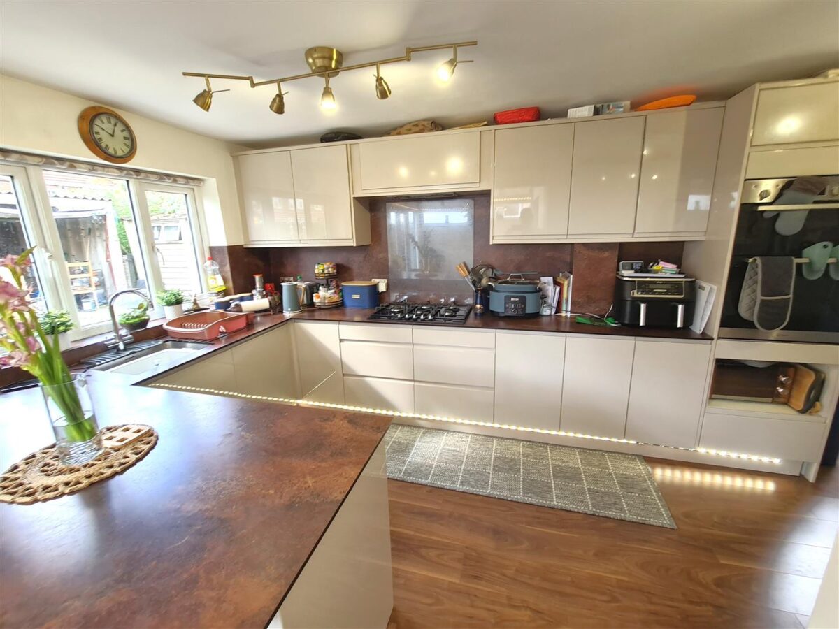 Sarrington Road, Corby