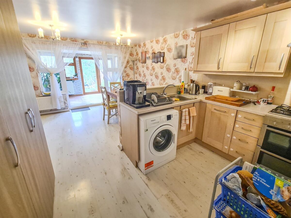 Butland Road, Corby