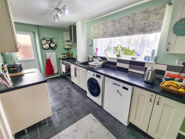 Beanfield Avenue, Corby