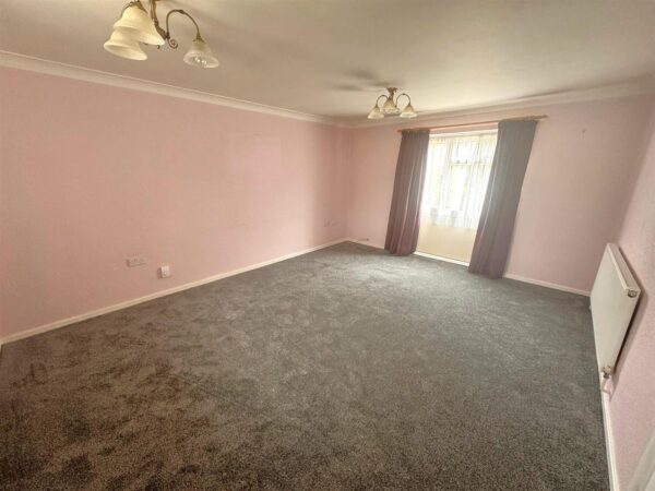 Saxilby Close, Corby