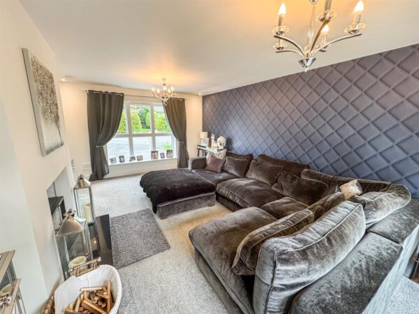 Lake Drive, Weldon, Corby