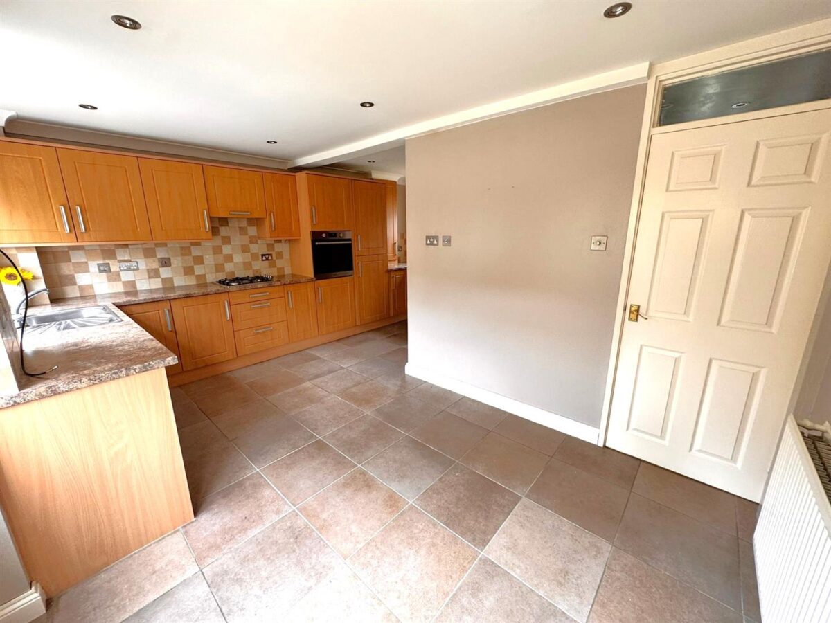 Saxilby Close, Corby