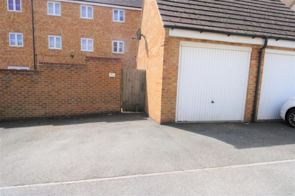 Roman Road, Corby