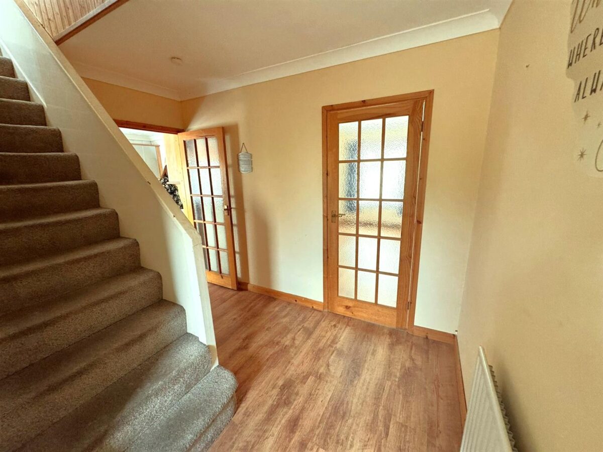 Willow Brook Road, Corby