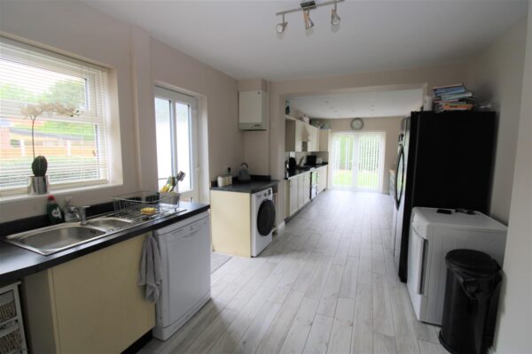 Westfields Road, Corby