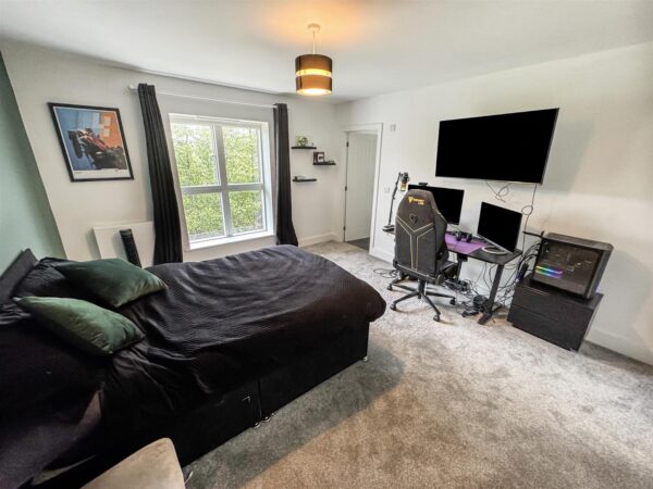 Lake Drive, Weldon, Corby