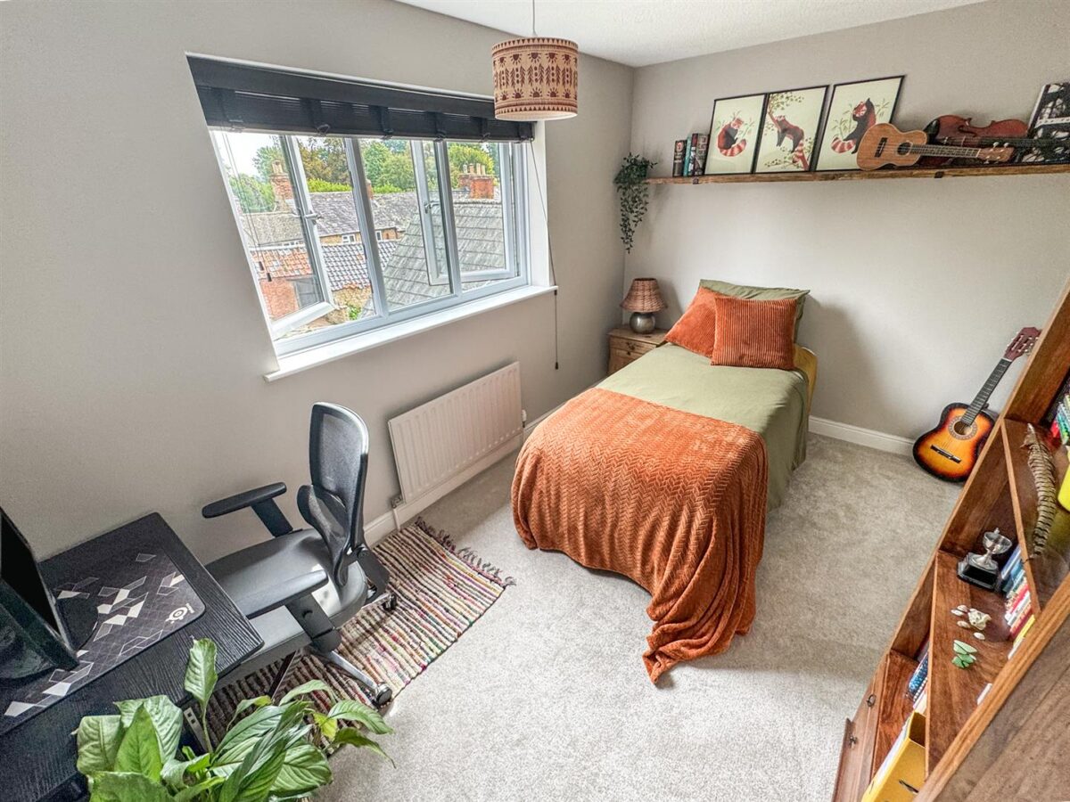 Harpers Close, Great Oakley, Corby