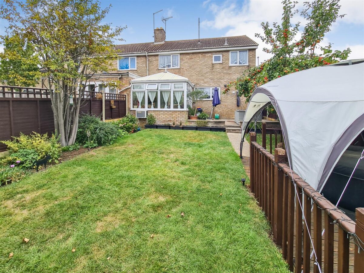 Beanfield Avenue, Corby