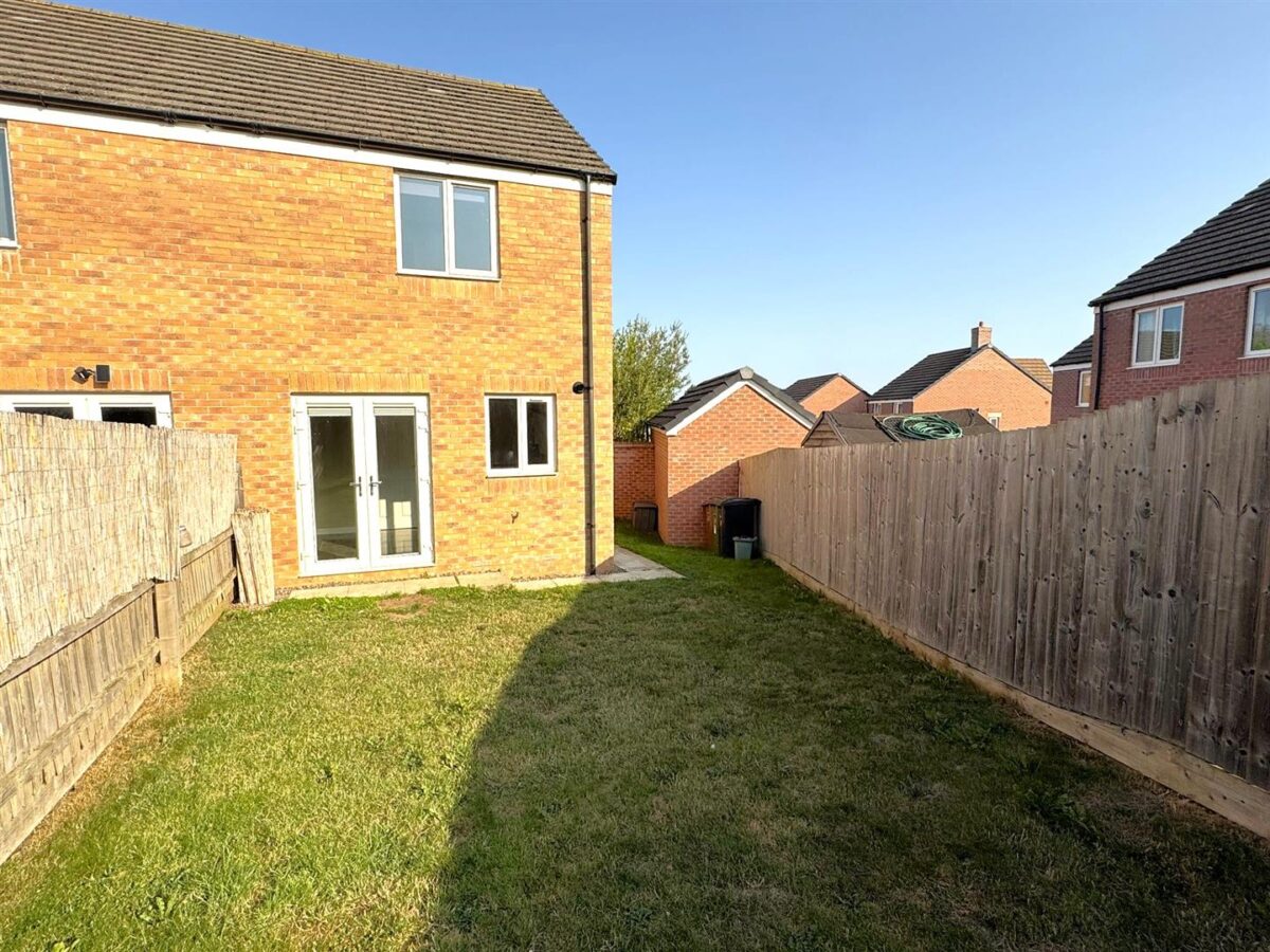 Yates Close, Weldon, Corby