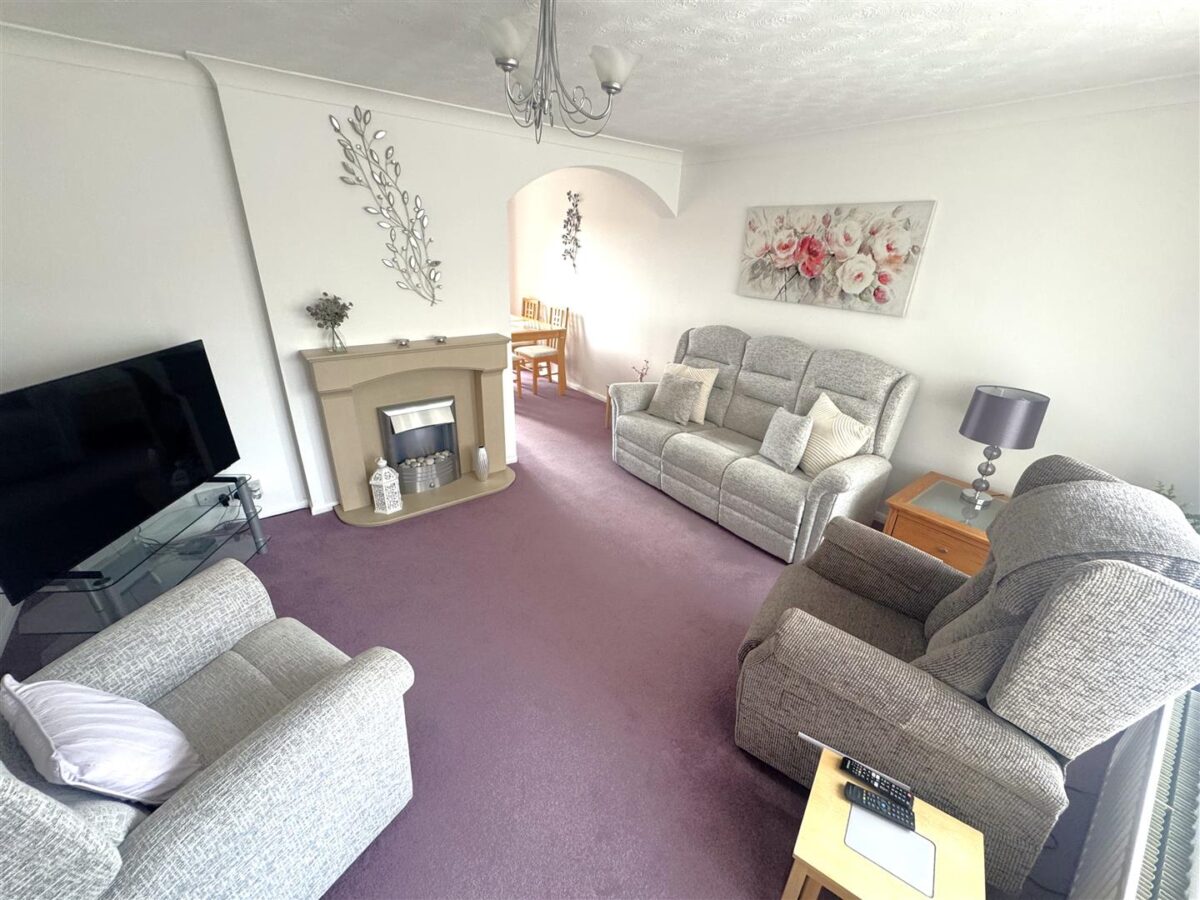 Howard Avenue, Corby