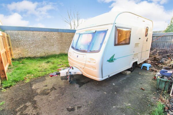 Viking Way, Corby