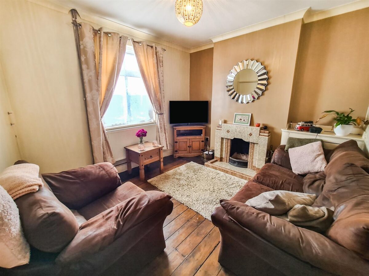 Oakley Road, Corby