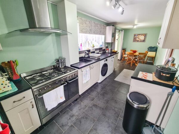 Beanfield Avenue, Corby