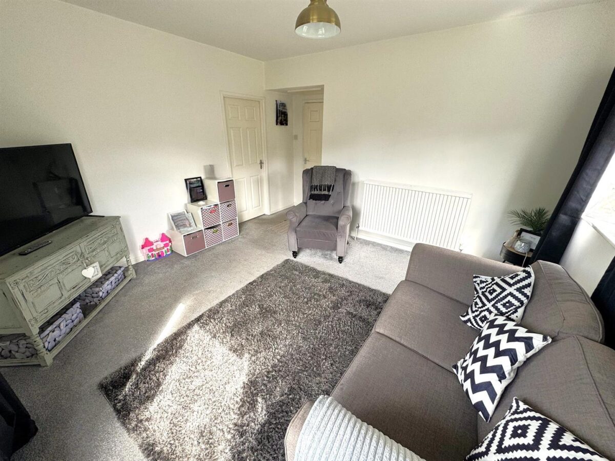 Rowlett Road, Corby