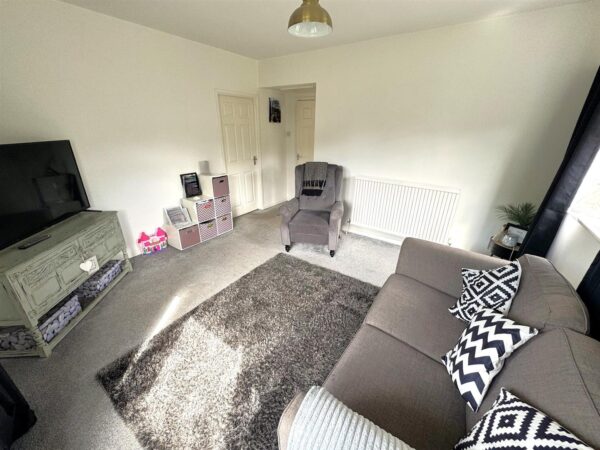 Rowlett Road, Corby