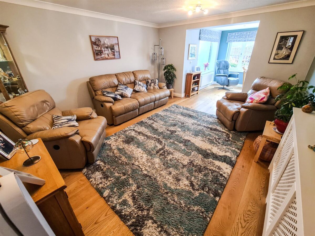 Driffield Grove, Corby
