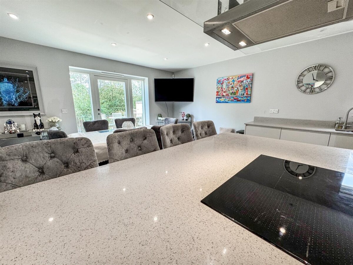 Lake Drive, Weldon, Corby