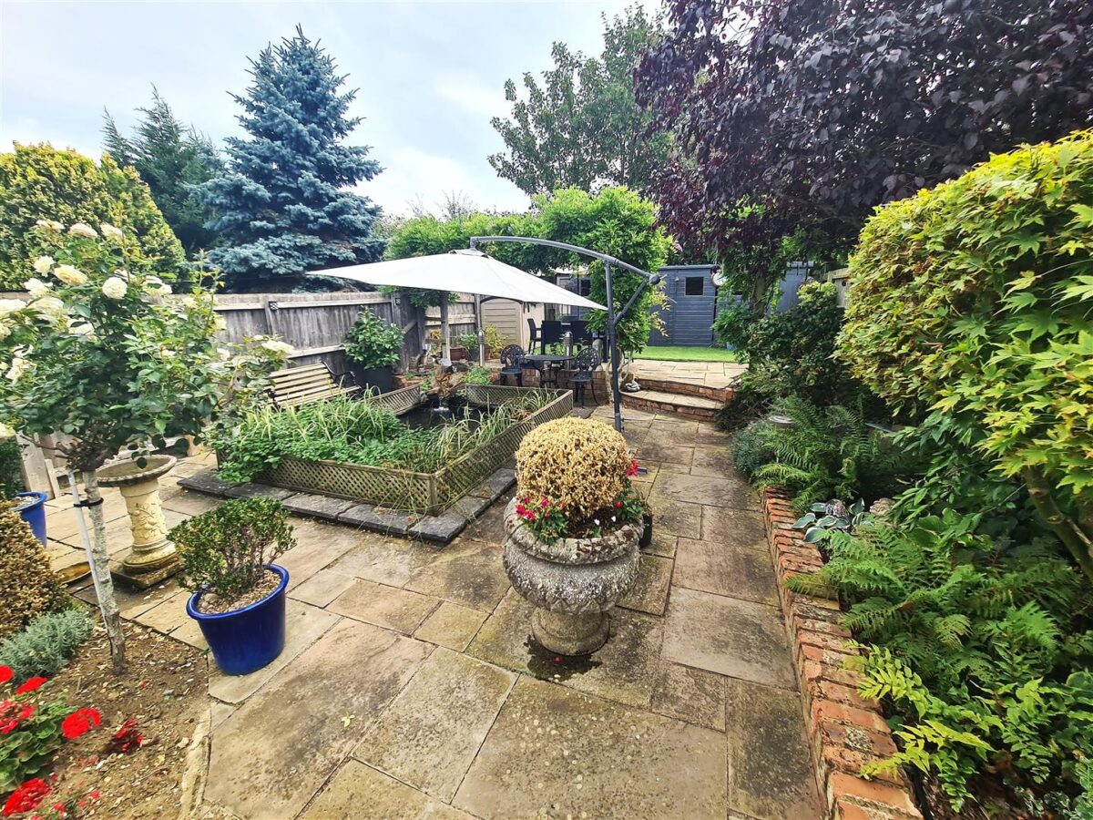 Stockwood Drive, Corby