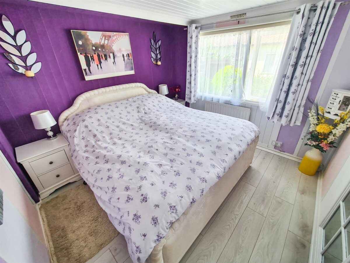 Woodside Park, Weldon, Corby