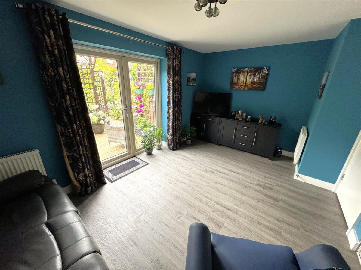 Regal Close, Corby