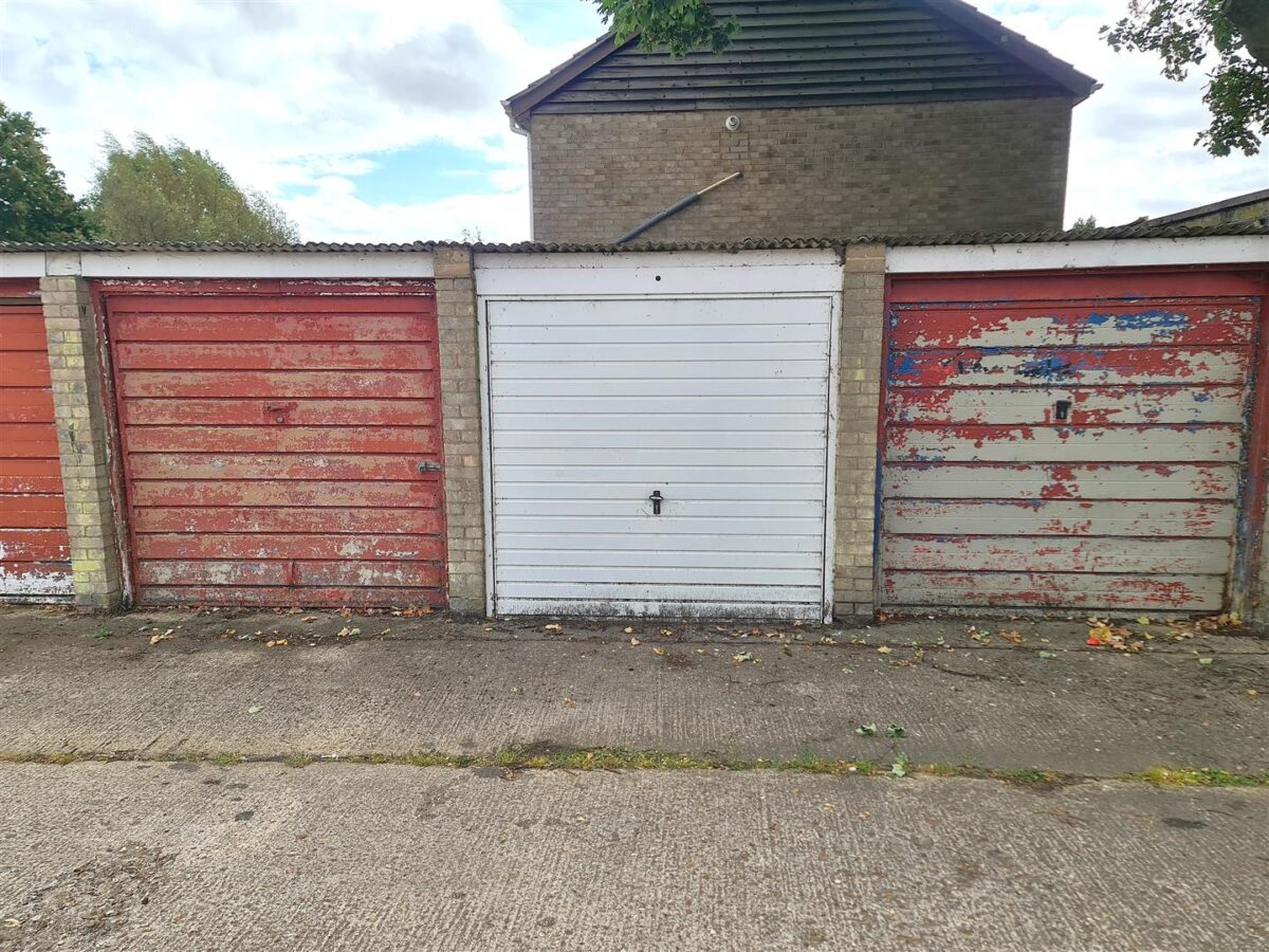 Beanfield Avenue, Corby
