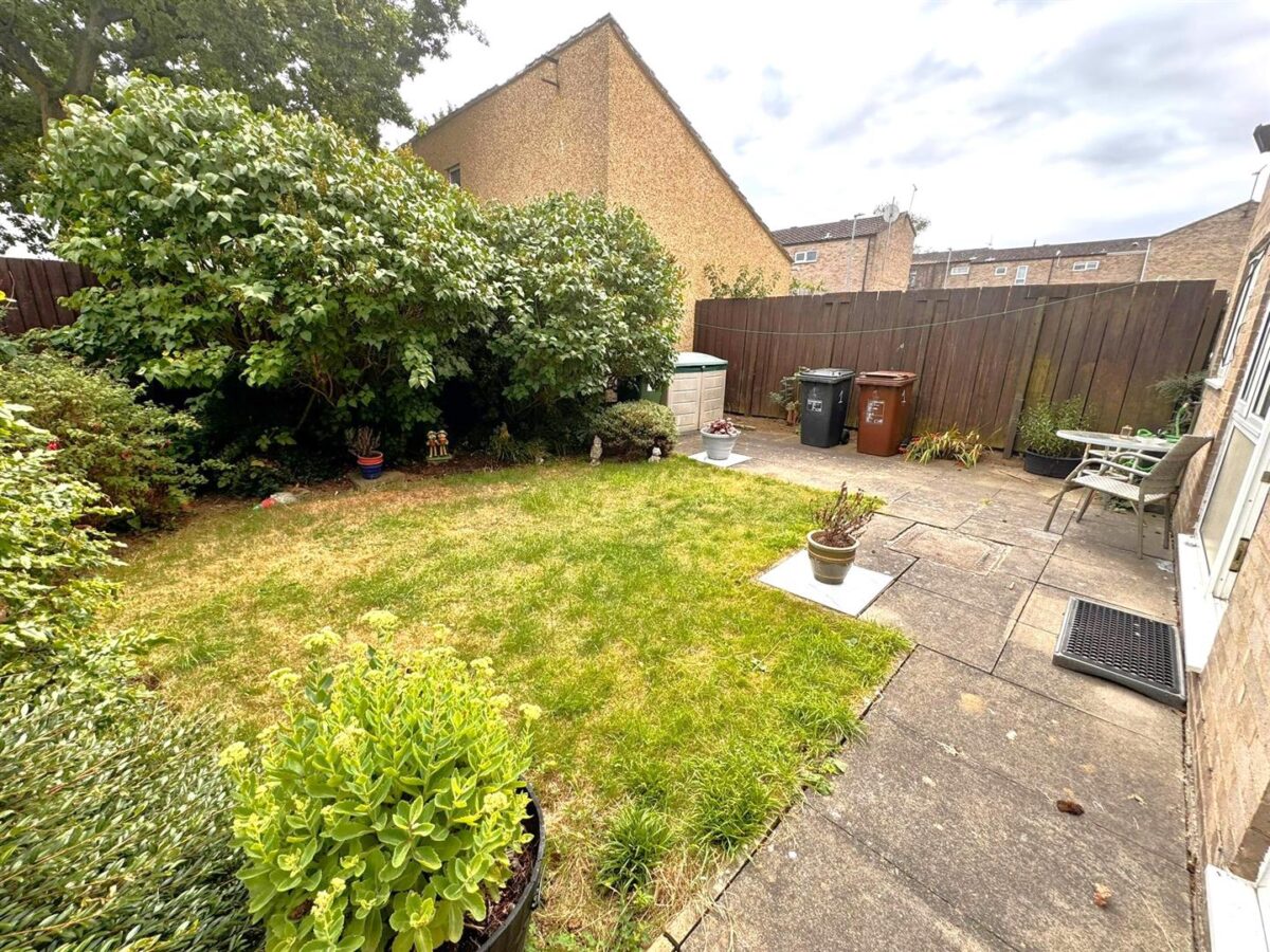 Saxilby Close, Corby