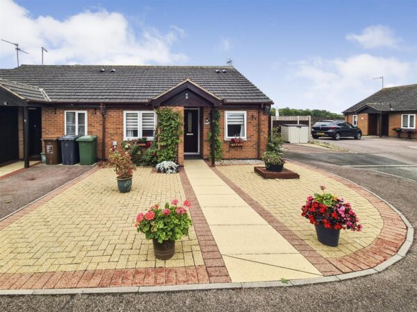 Driffield Grove, Corby