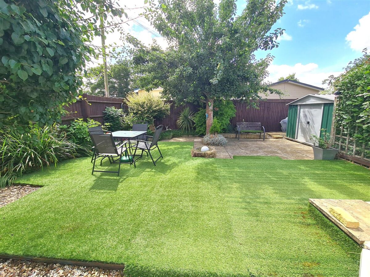 Woodside Park, Weldon, Corby