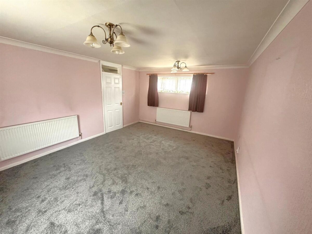 Saxilby Close, Corby