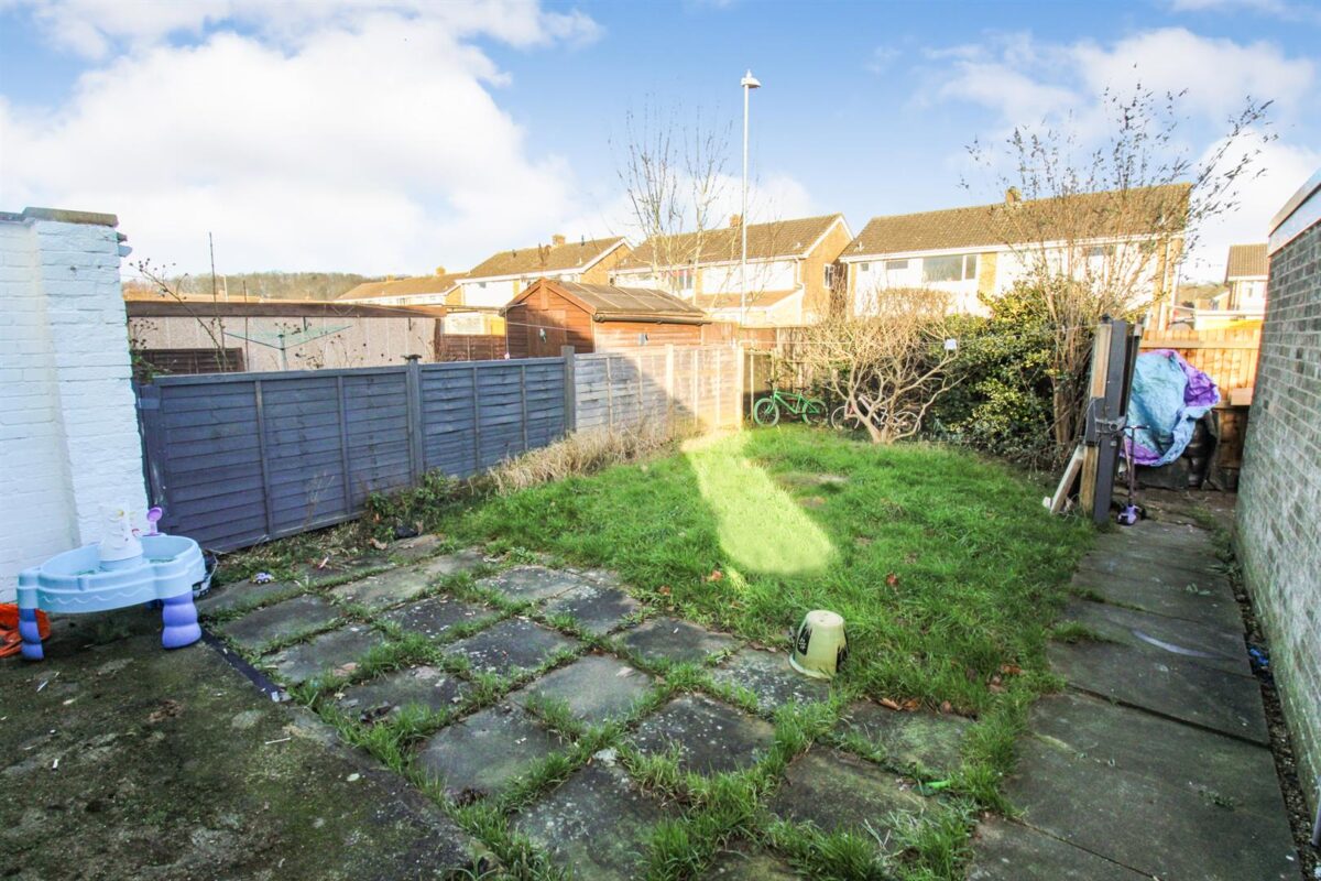 Viking Way, Corby