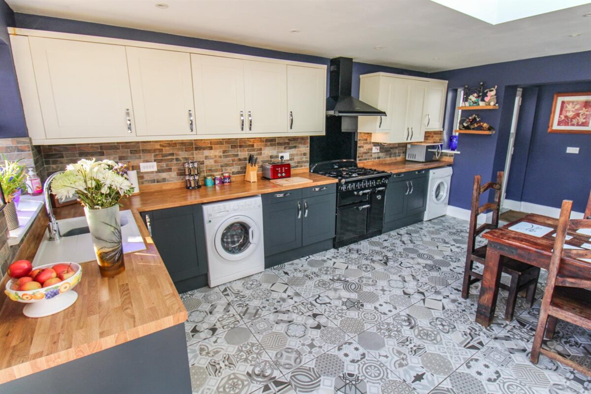 Stockwood Drive, Corby