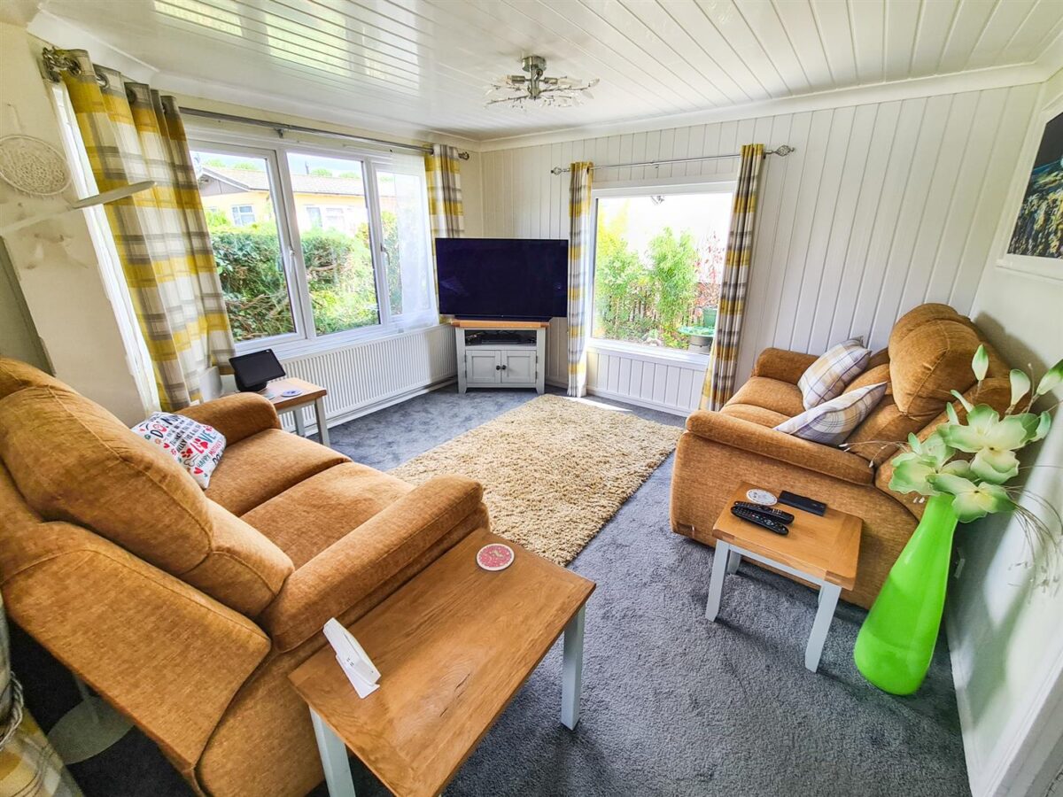 Woodside Park, Weldon, Corby